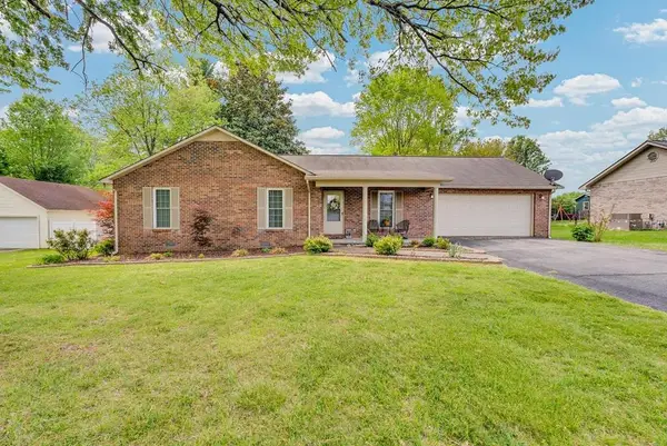 595 Laurel Park Cir, Cookeville, TN 38501