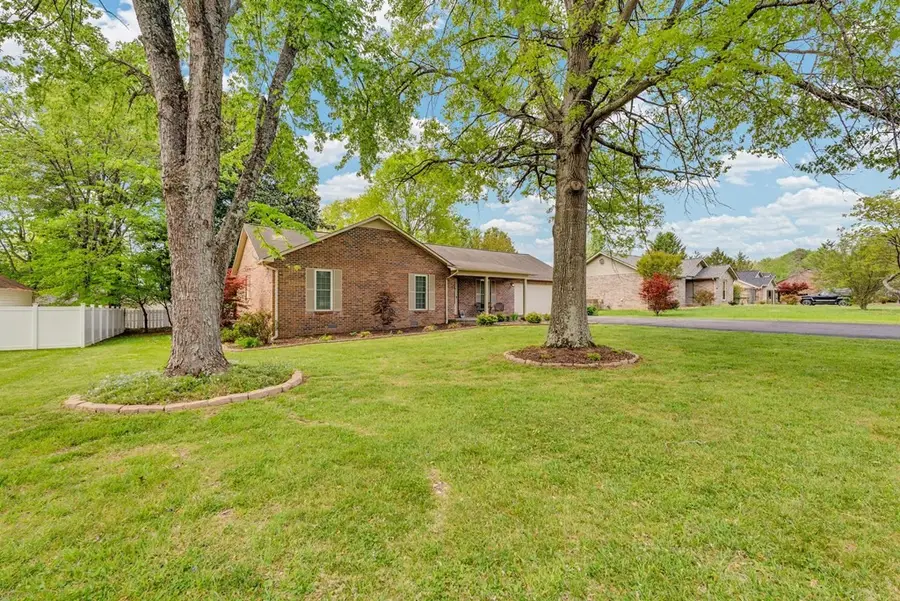 595 Laurel Park Cir, Cookeville, TN 38501 - #2