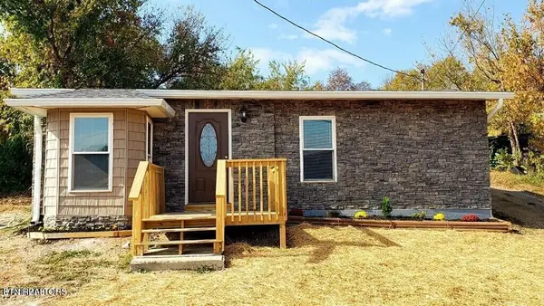 311 Bussell Ferry Rd, Lenoir City, TN 37771