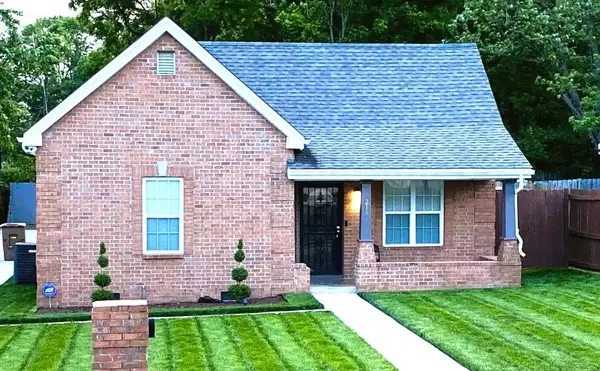 2101 26th Ave N, Nashville, TN 37208