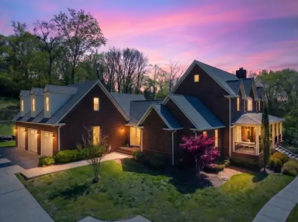 224 Chapelwood Dr, Franklin, TN 37069 - #1