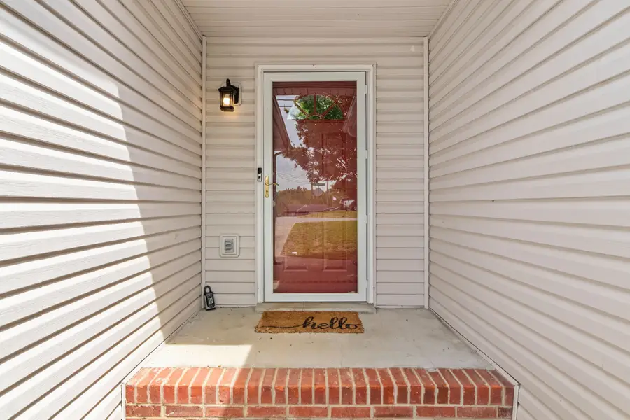 1097 Gunpoint Dr, Clarksville, TN 37042 - #3