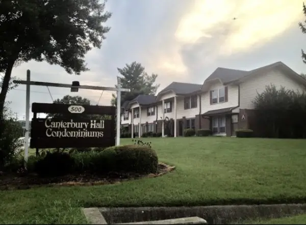 500 Paragon Mills Rd #M13, Nashville, TN 37211