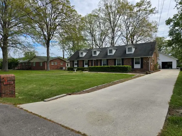 1205 Woodcrest Dr, Manchester, TN 37355