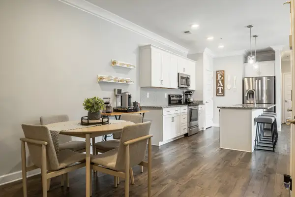 7483 Highway 70 S #103, Nashville, TN 37221