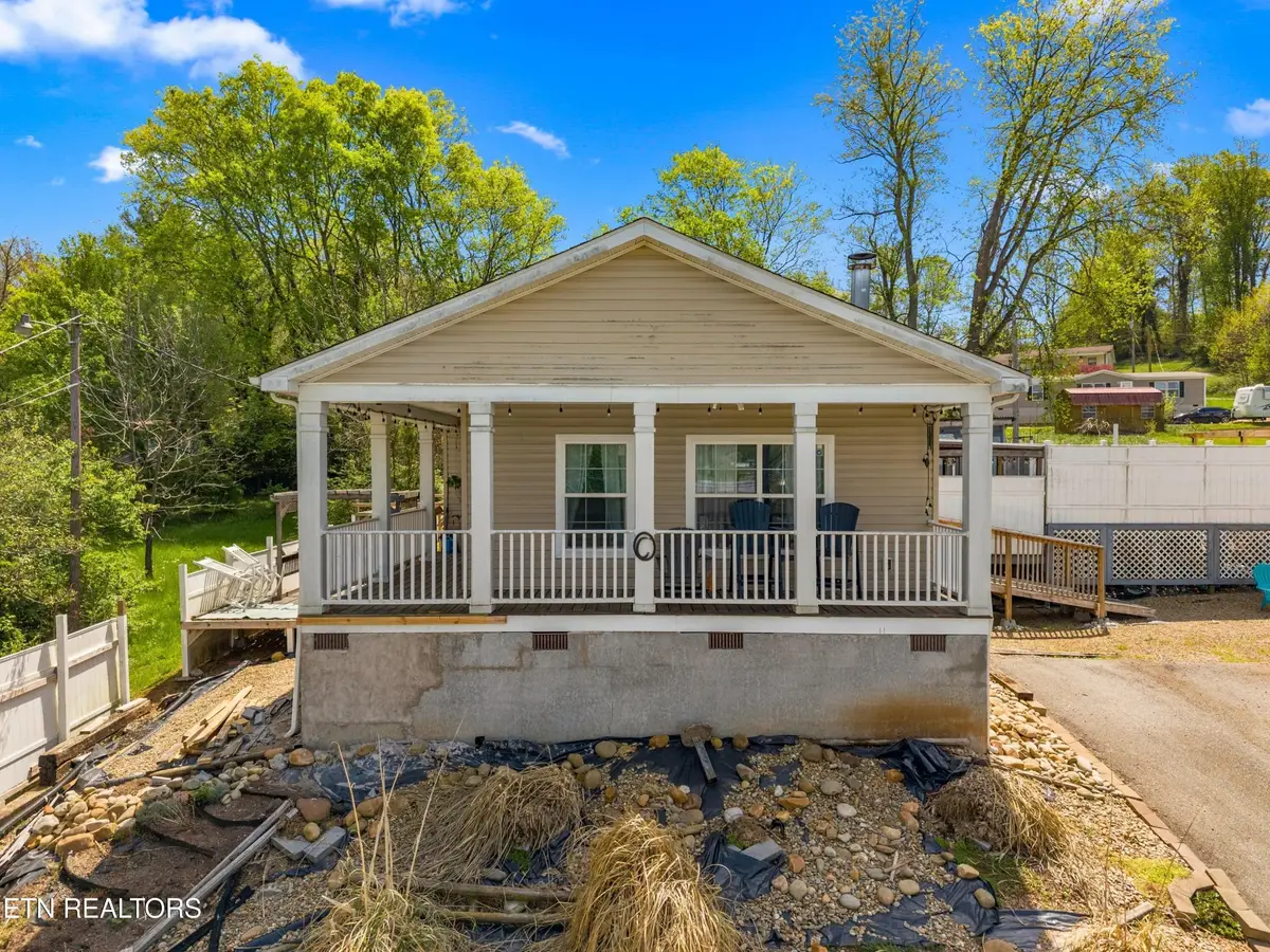 1021 W Old A J Hwy, New Market, TN 37820 - #1