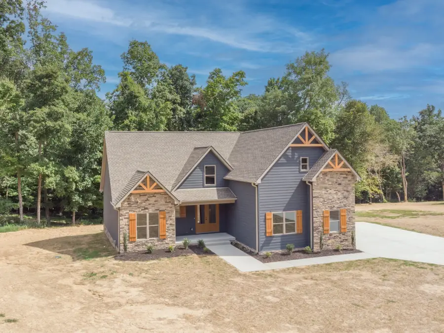 1191 Hangar Rd, Springfield, TN 37172 - #2