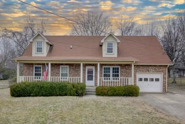 3410 Albert Dr, Clarksville, TN 37042