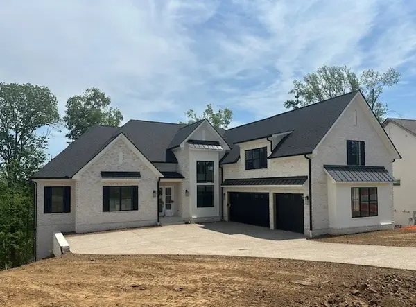 342 Raintree Dr, Hendersonville, TN 37075