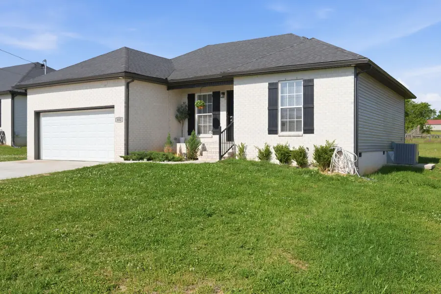 402 Rose Ln, Shelbyville, TN 37160 - #3