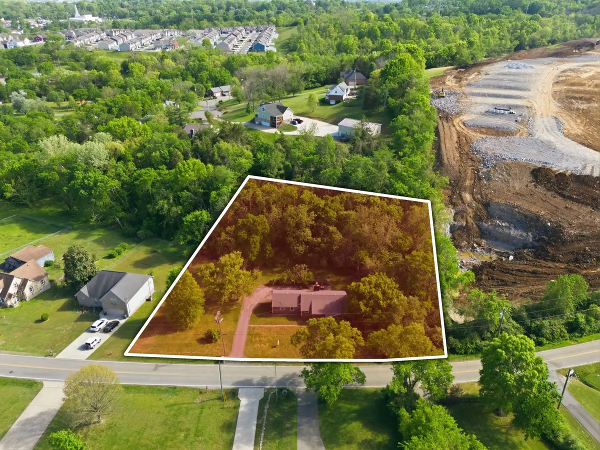 334 Moncrief Ave, Goodlettsville, TN 37072 - #1