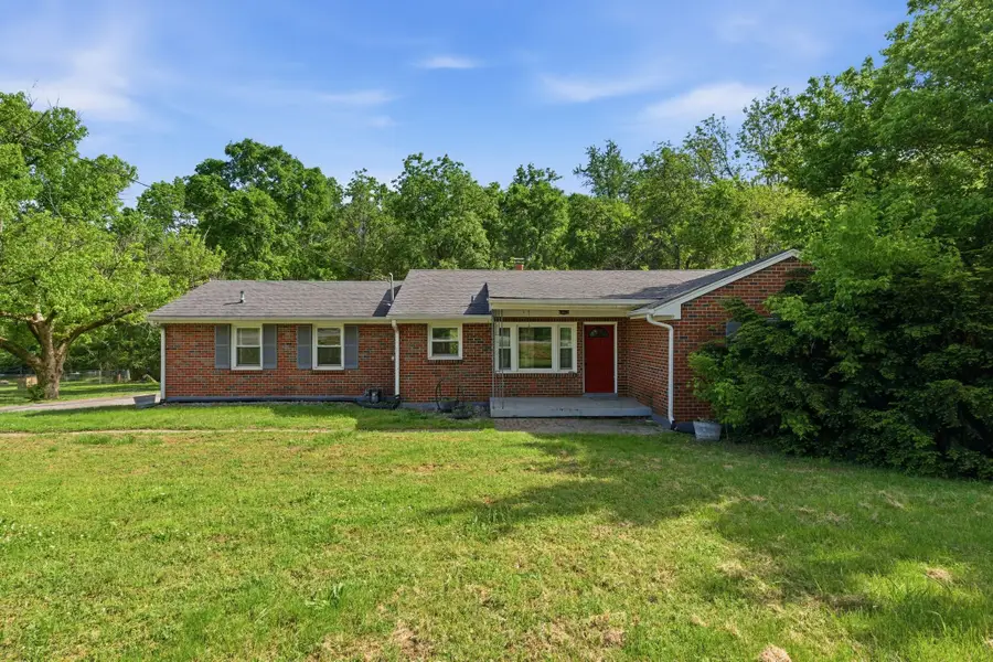 334 Moncrief Ave, Goodlettsville, TN 37072 - #2