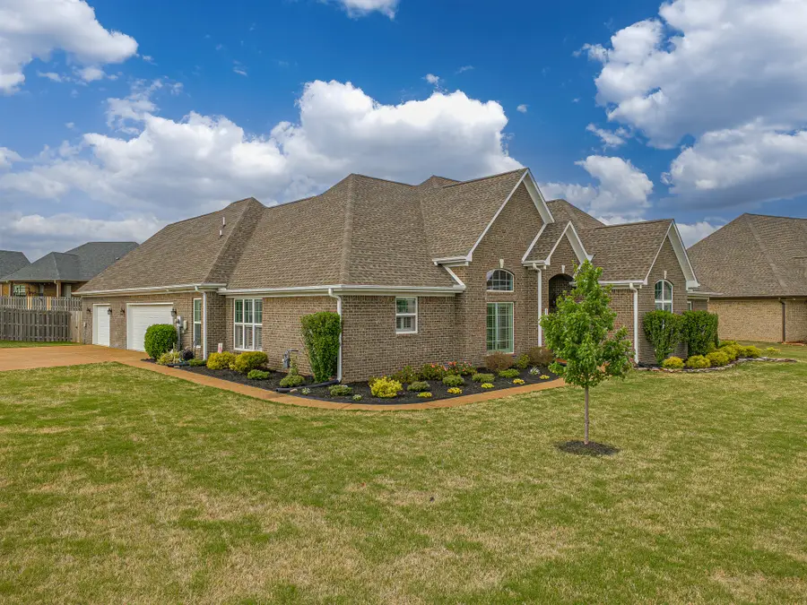 159 Moses Dr, Jackson, TN 38305 - #2