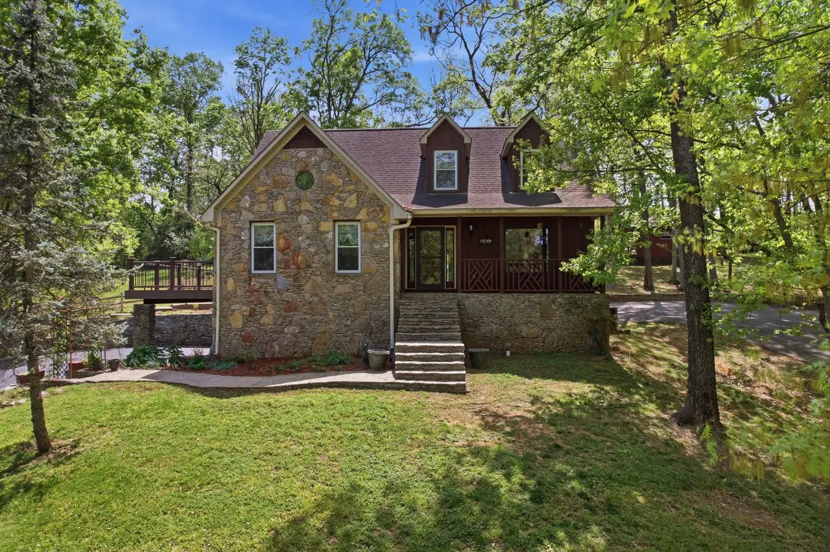 2105 Alpine Dr, Columbia, TN 38401 - #1