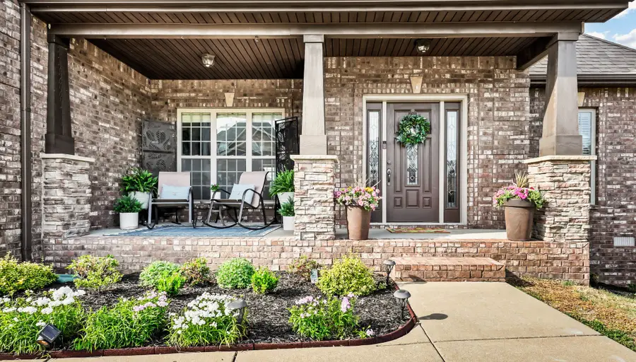 425 Carson Bailey Ct, Clarksville, TN 37043 - #2