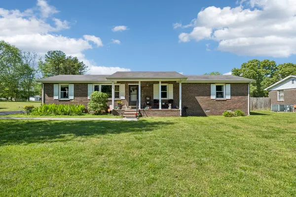 302 Highland Dr, Tullahoma, TN 37388