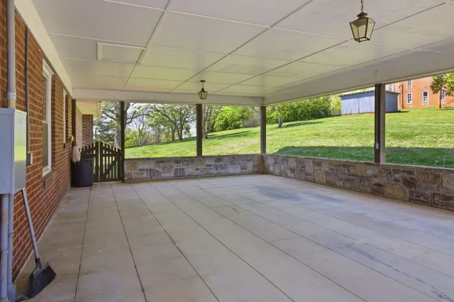 1605 College St, White Pine, TN 37890 - #3