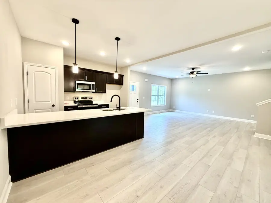 2833 Thrush Dr, Clarksville, TN 37040 - #3