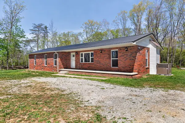 442 Rachel Rd, Crossville, TN 38572