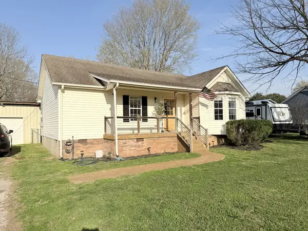 3833 Hearthstone Dr, Chapel Hill, TN 37034