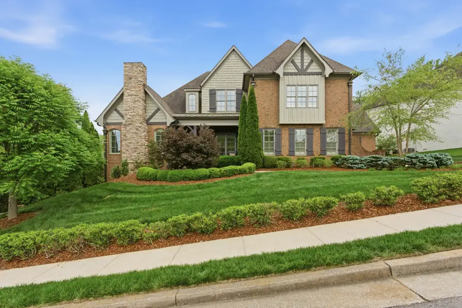 4041 Ayleworth Ln, Nashville, TN 37221 - #3