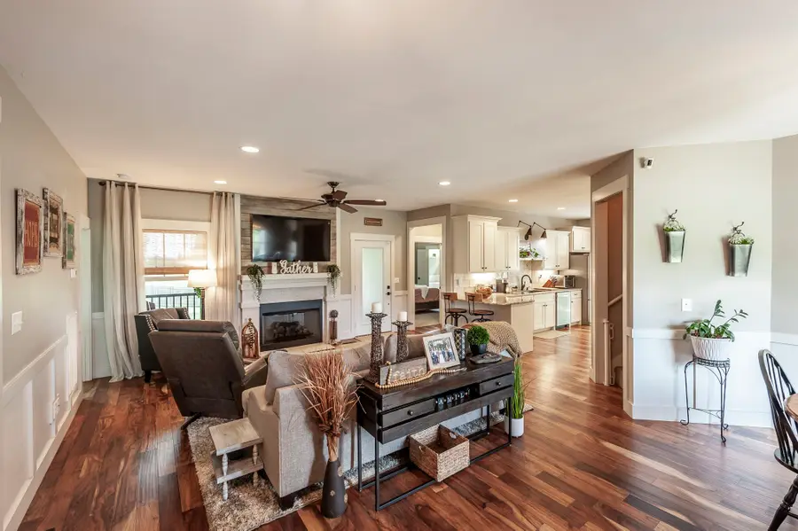 715B N Russell St, Portland, TN 37148 - #3