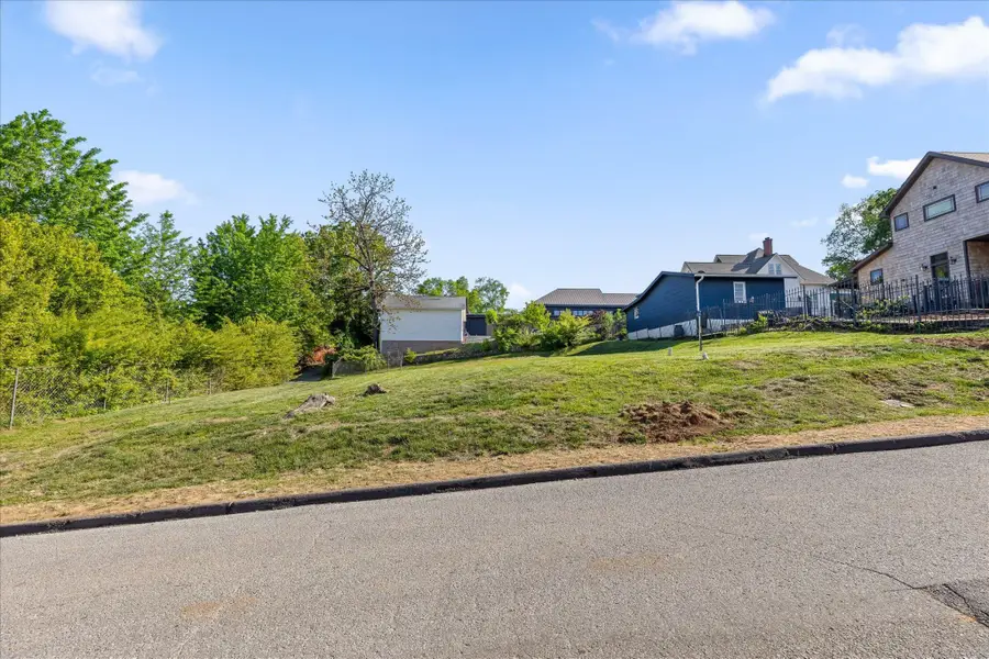 311 Noll Street, Chattanooga, TN 37405 - #3