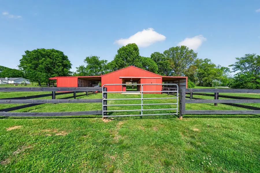 2536 Greens Mill Rd, Columbia, TN 38401 - #3