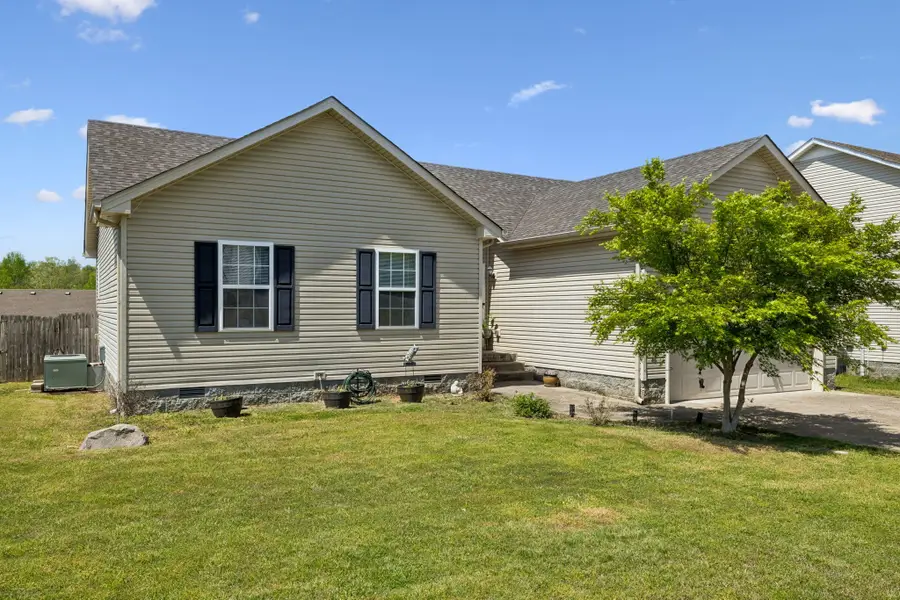 1388 Constitution Dr, Clarksville, TN 37042 - #3