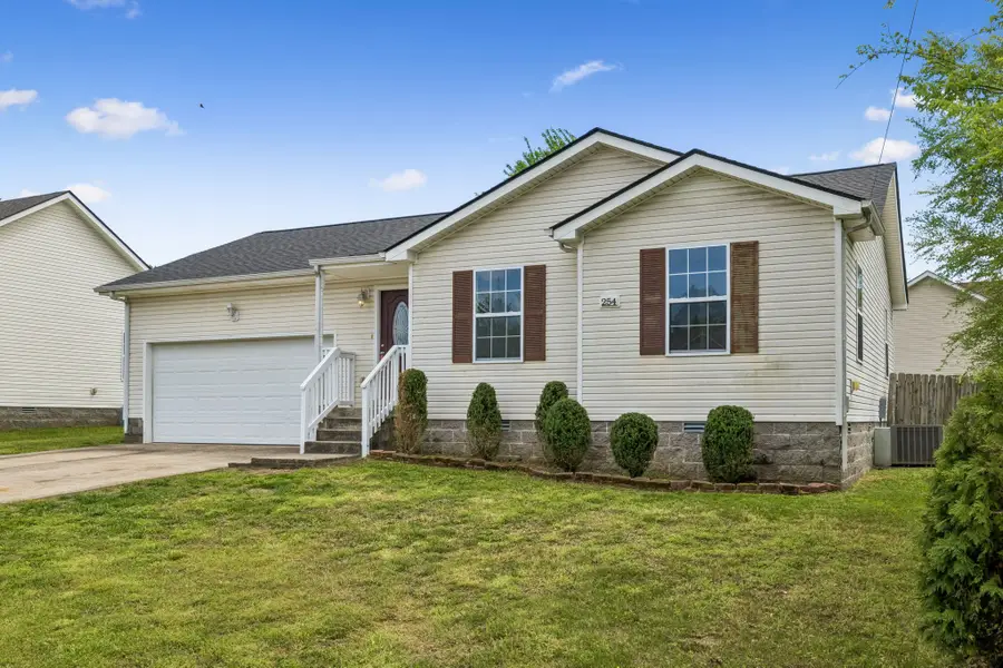 254 Senator Dr, Clarksville, TN 37042 - #2
