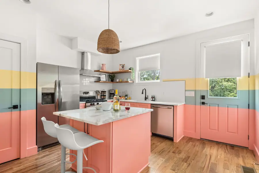 909 19th Ave N, Nashville, TN 37206 - #3