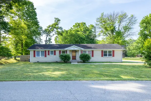 303 Pawnee Trl, Columbia, TN 38401