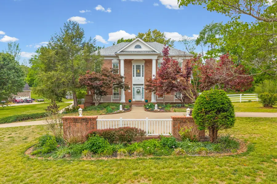 2850 Summer Lawn Dr, Clarksville, TN 37043 - #2