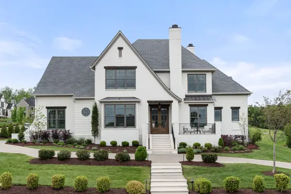 1701 Southwick Dr, Brentwood, TN 37027