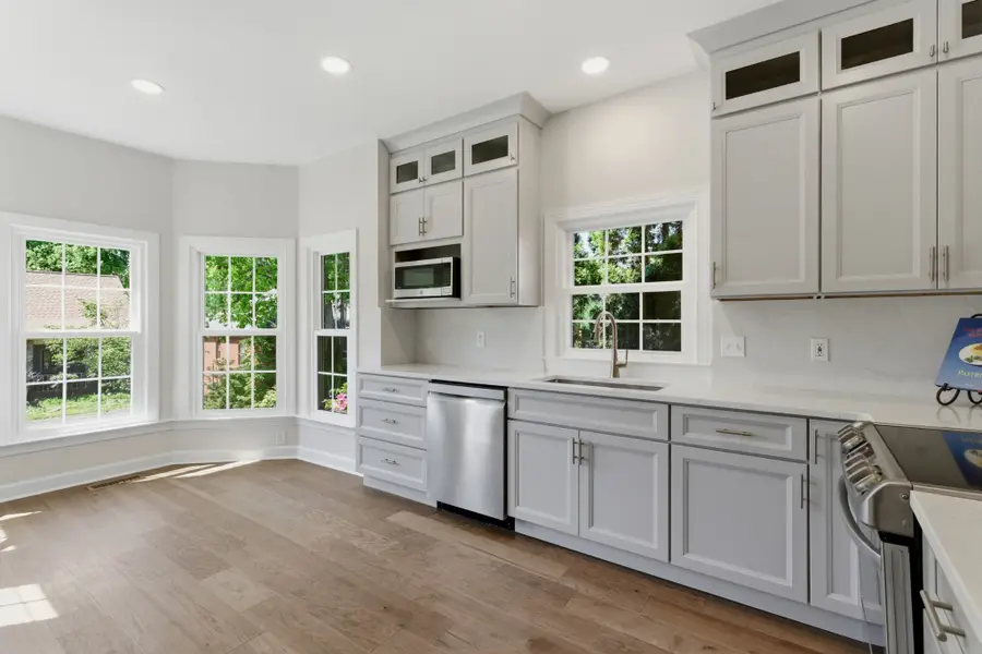 1025 Saint Andrews Pl, Nashville, TN 37204 - #2