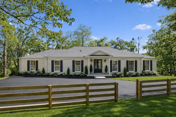 5622 Hillview Dr, Brentwood, TN 37027