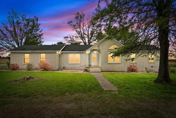 3801 Allegre Road, Elkton, KY 42220