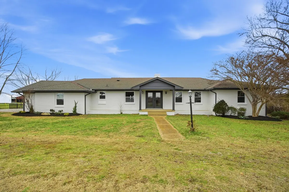 5654 Borthick Rd, Springfield, TN 37172 - #1