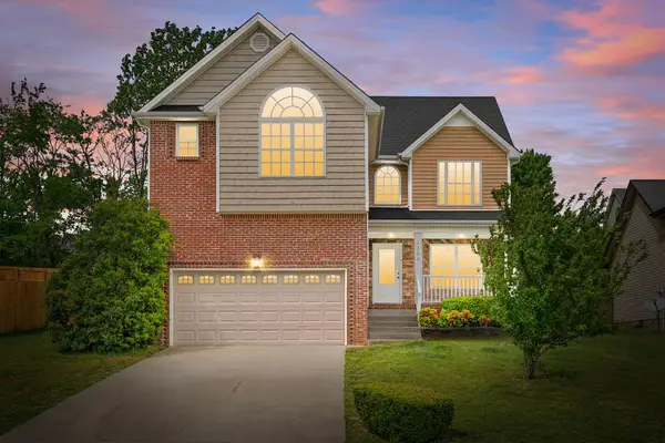 1109 Ishee Dr, Clarksville, TN 37042