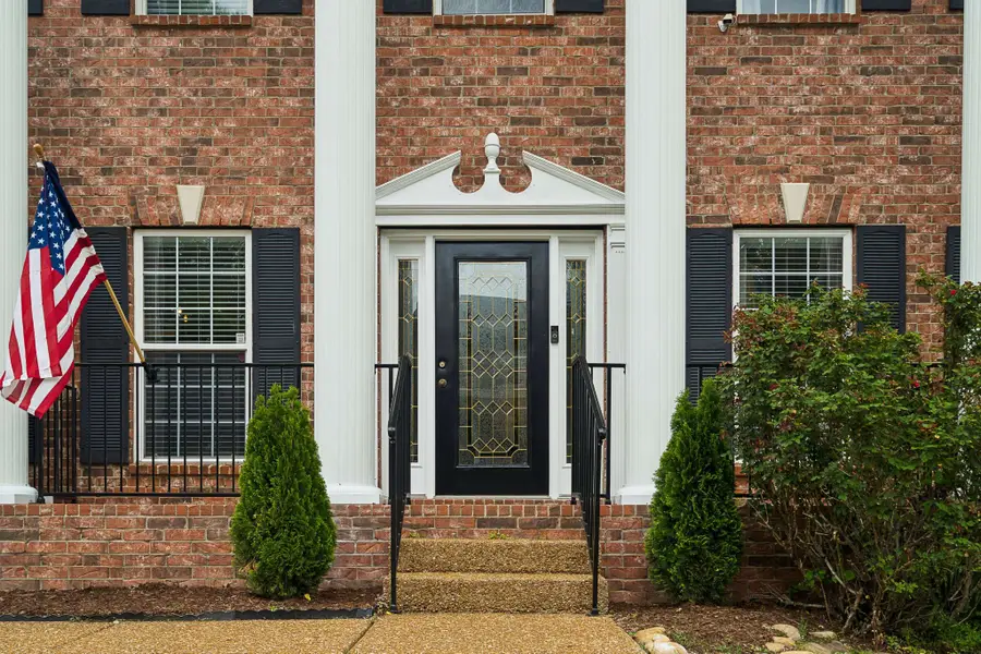 1216 Rockeford Dr, Nashville, TN 37221 - #3