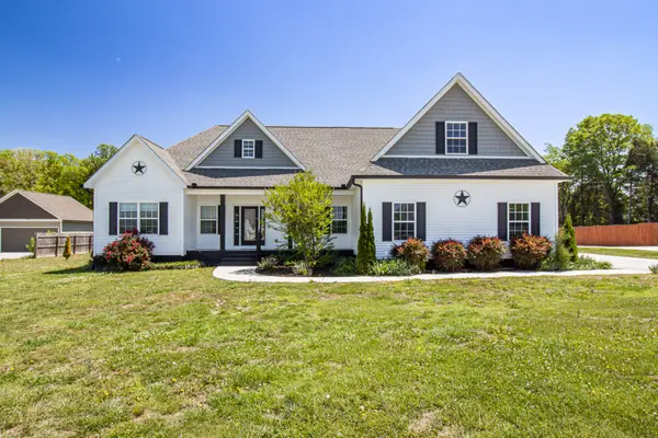 1242 Norton Rd, Manchester, TN 37355