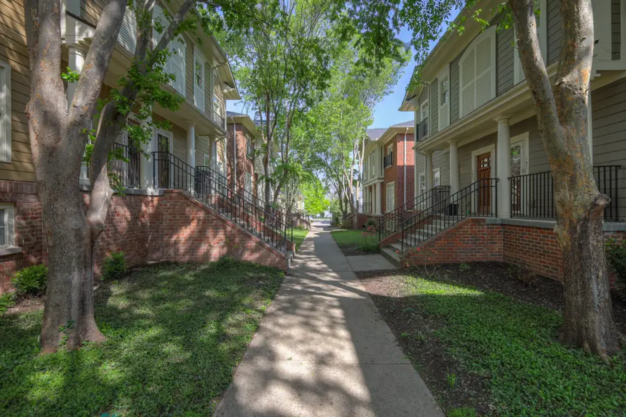 146 Generals Retreat Pl, Franklin, TN 37064 - #2