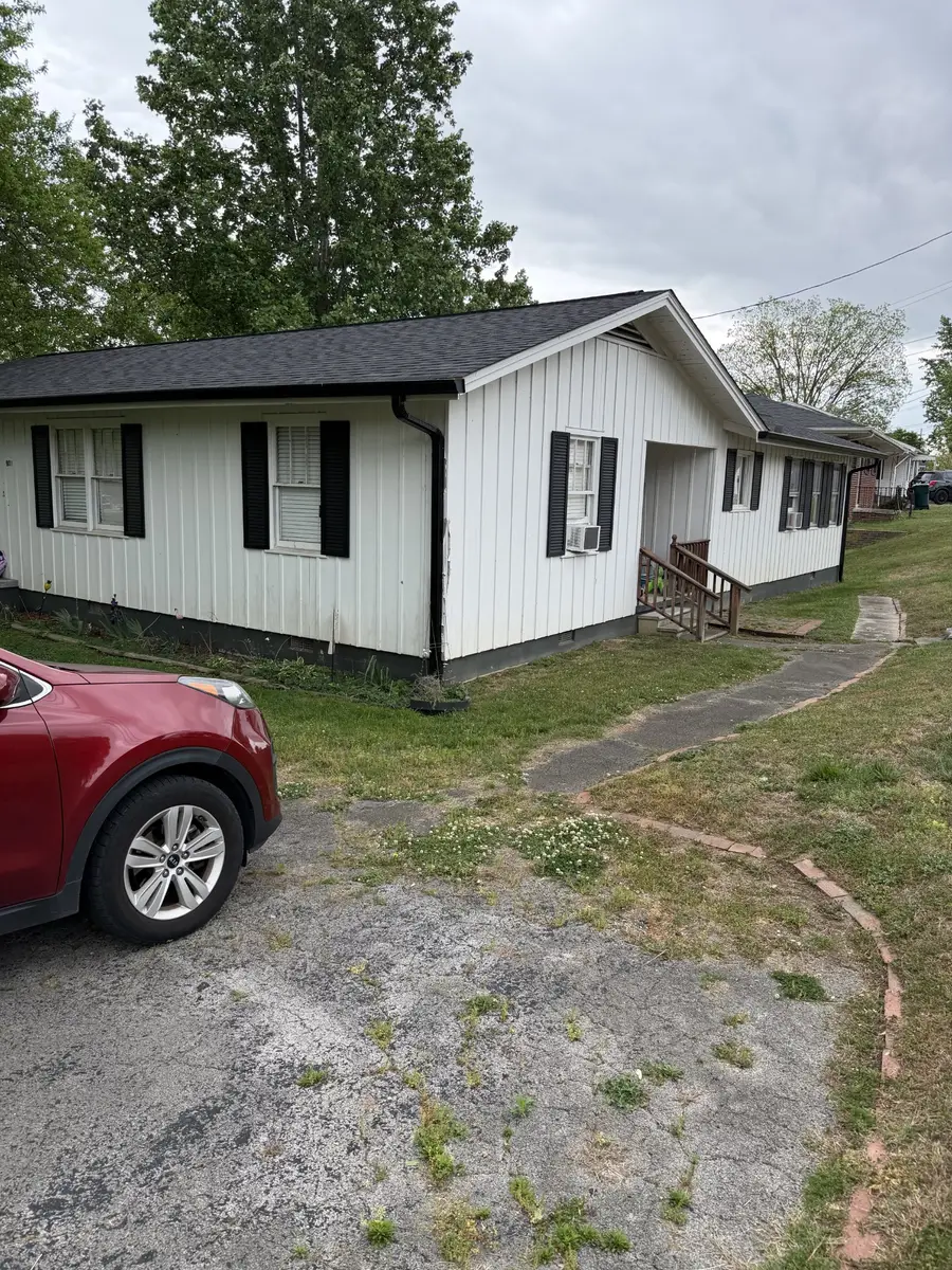 901 E College St, Pulaski, TN 38478 - #3