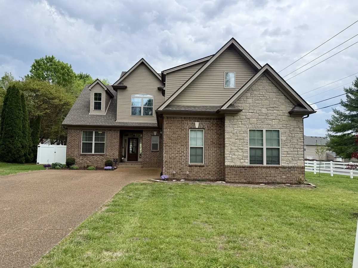 1600 Inverness Dr, Spring Hill, TN 37174 - #1