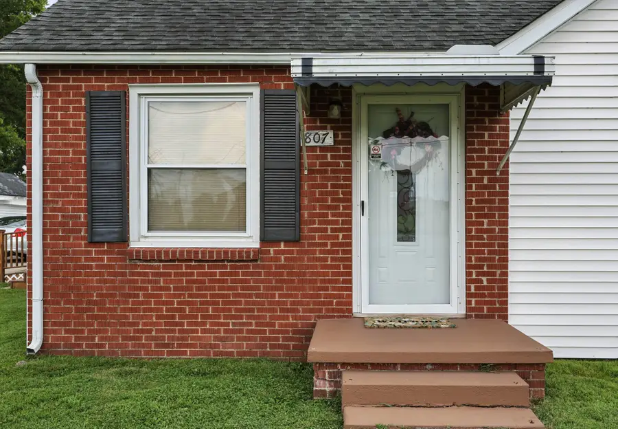 807 S Main Street, Elkton, KY 42220 - #2