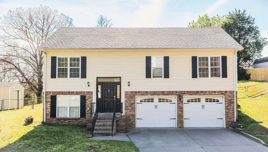 524 Barney Ln, Clarksville, TN 37042 - #2