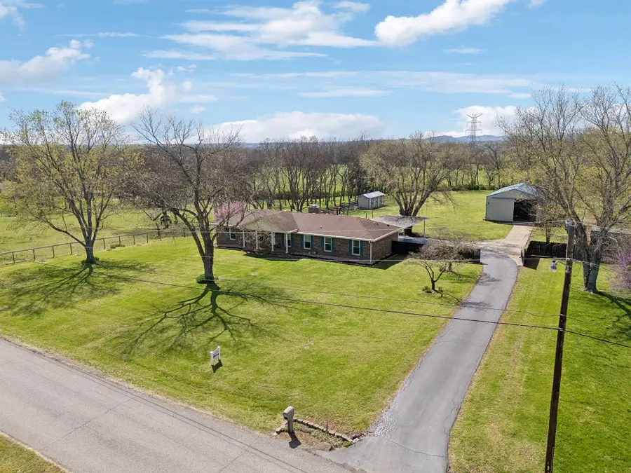 438 Nichols Cir W, Gallatin, TN 37066 - #3