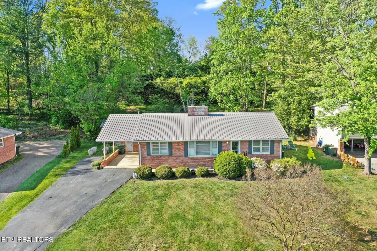 1903 Old Tusculum Rd, Greeneville, TN 37745 - #1