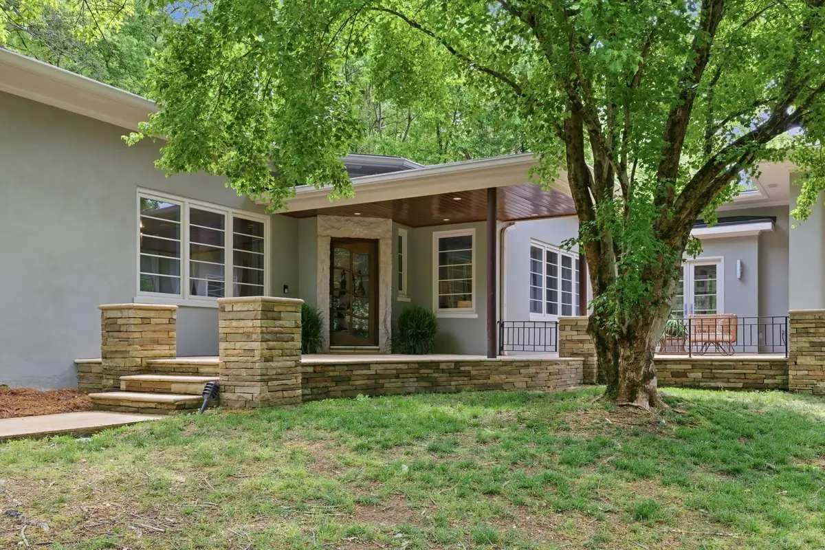 5134 Stanford Dr, Nashville, TN 37215 - #1