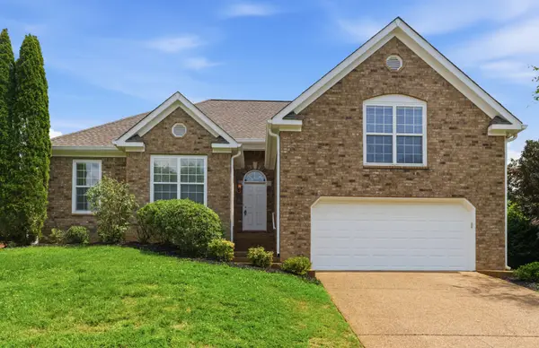 3024 Farmville Cir, Spring Hill, TN 37174